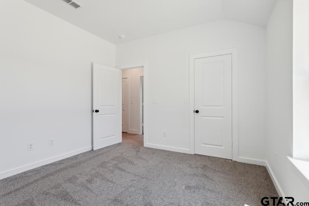 16234 Crossing Circle