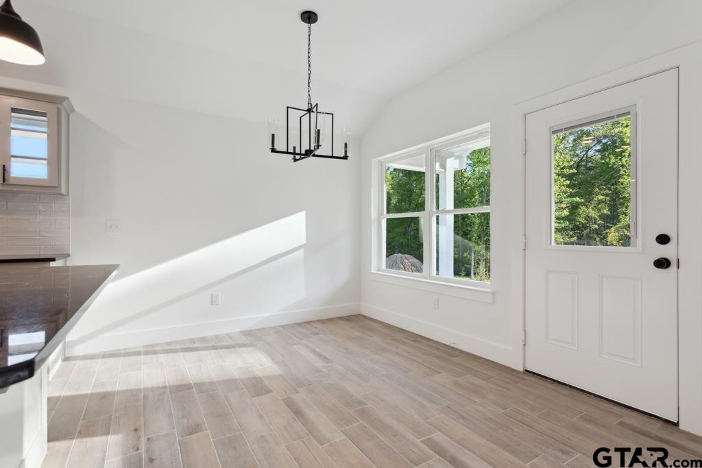 16234 Crossing Circle