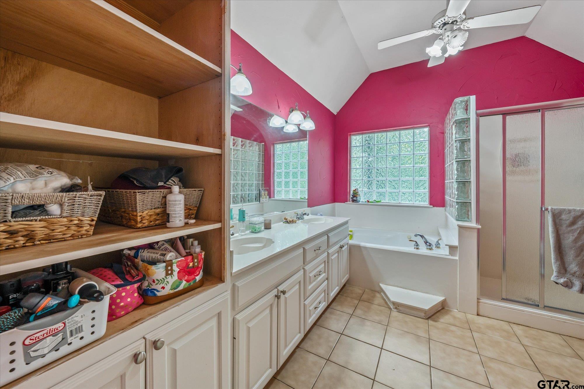 2807 Augusta Dr