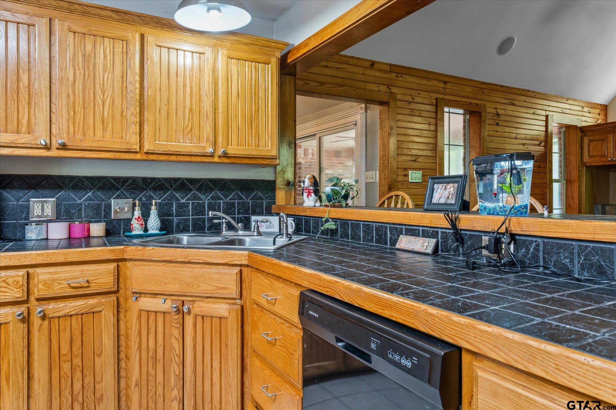 2807 Augusta Dr