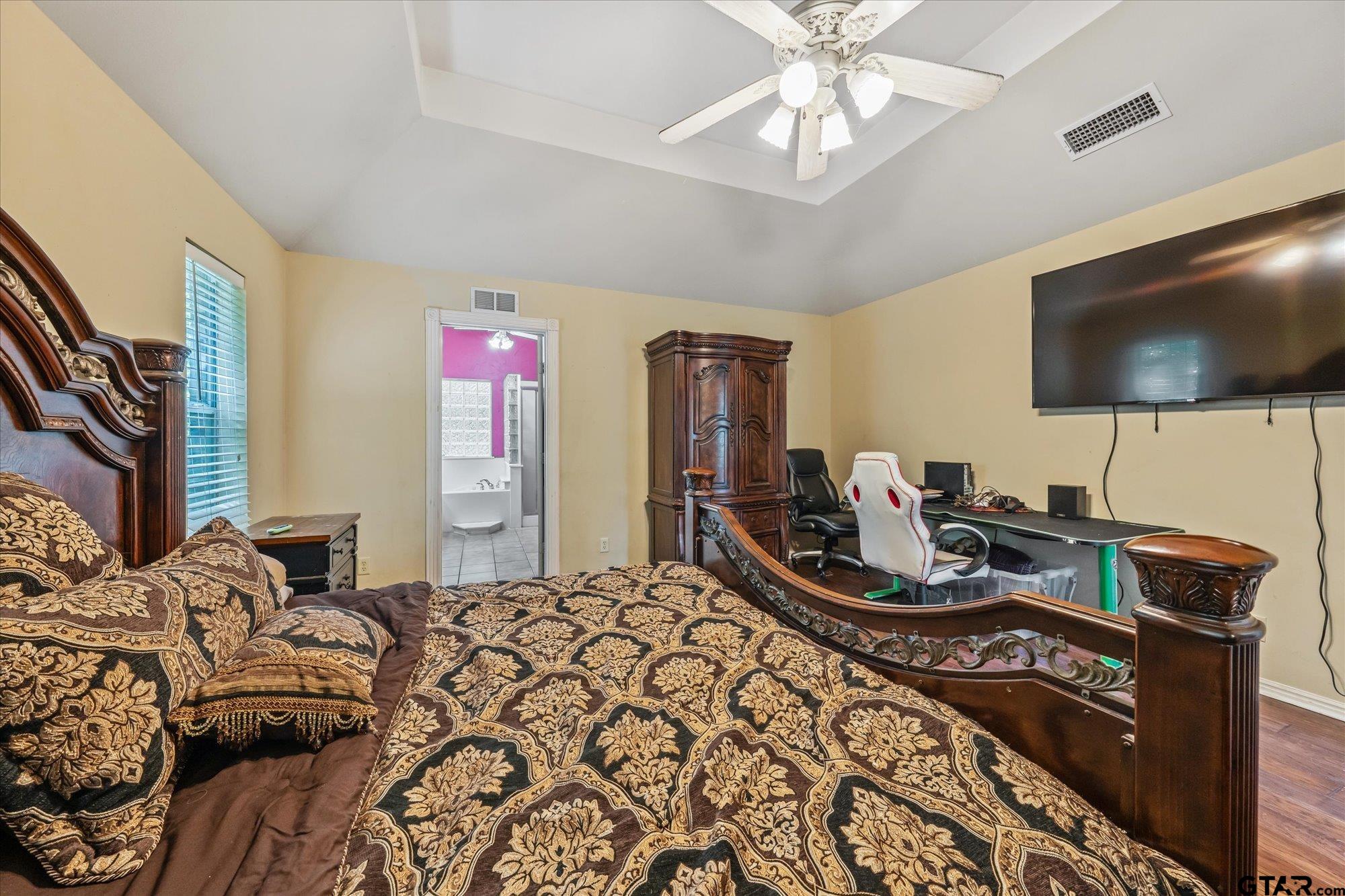 2807 Augusta Dr