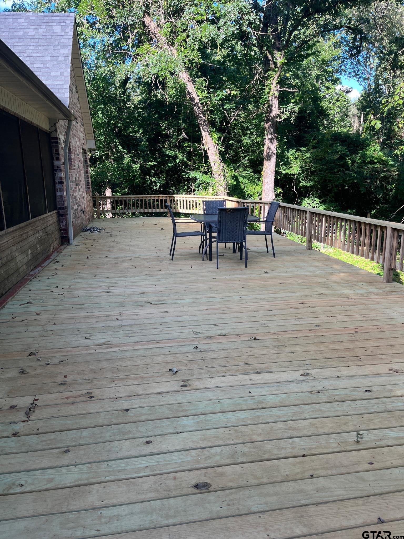 2807 Augusta Dr