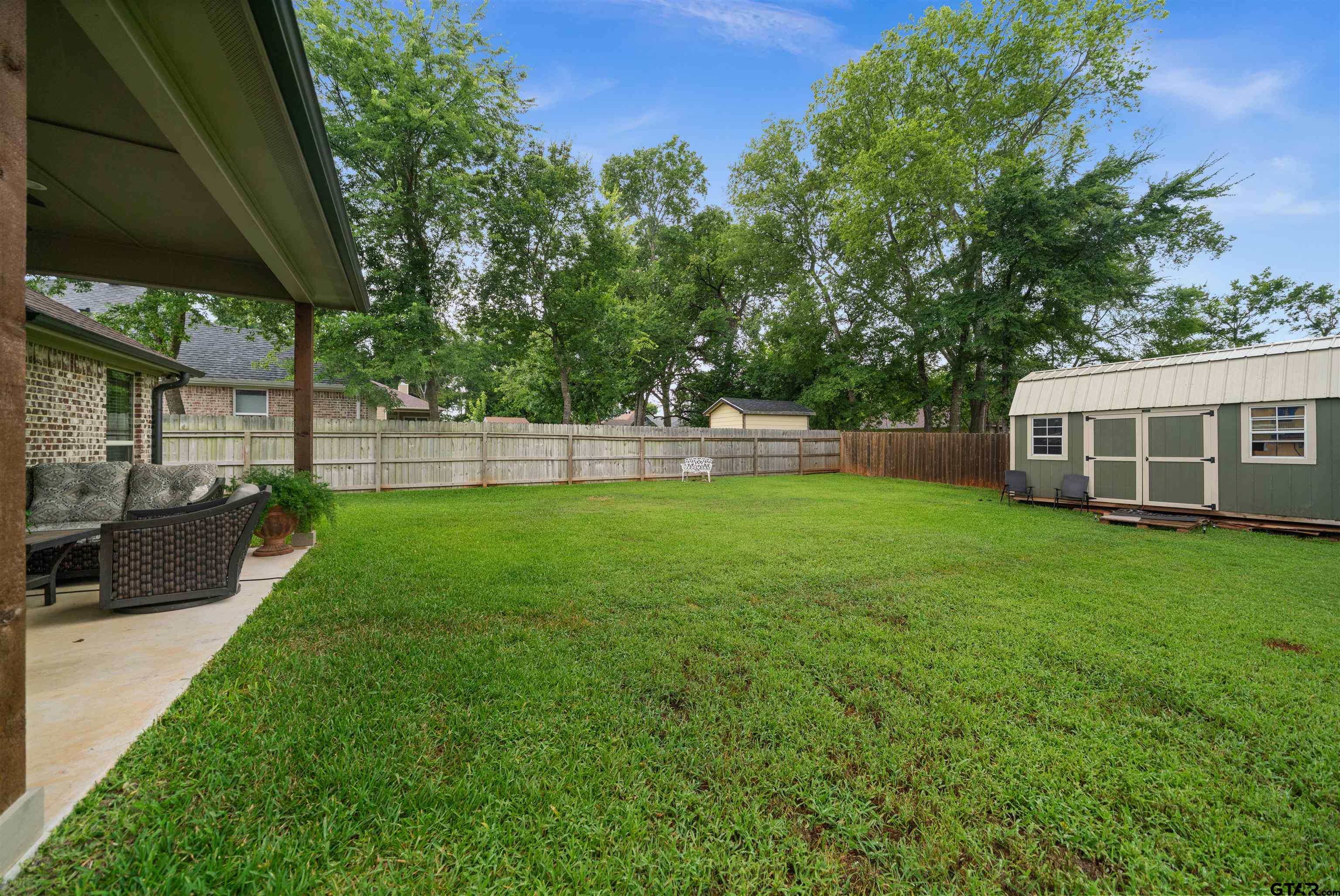 223 E Emma St.