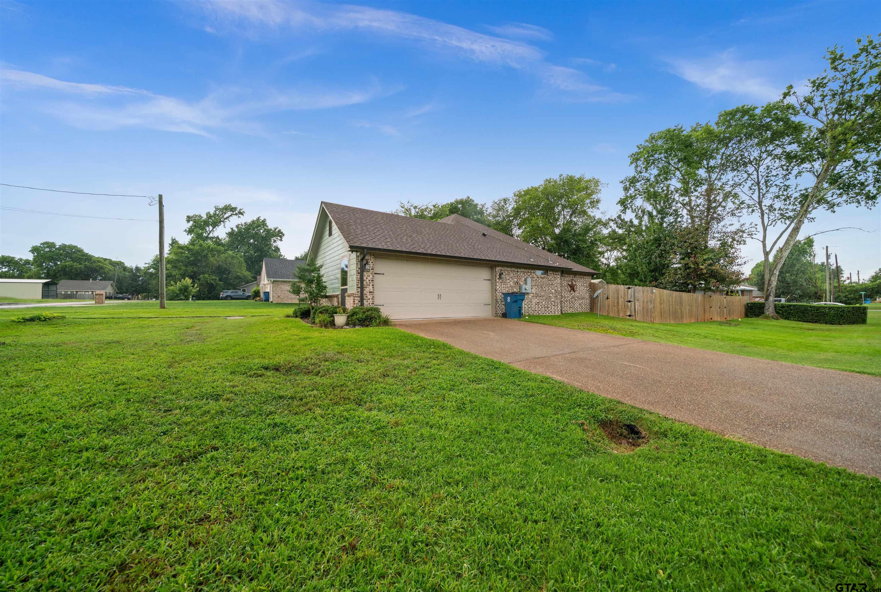 223 E Emma St.