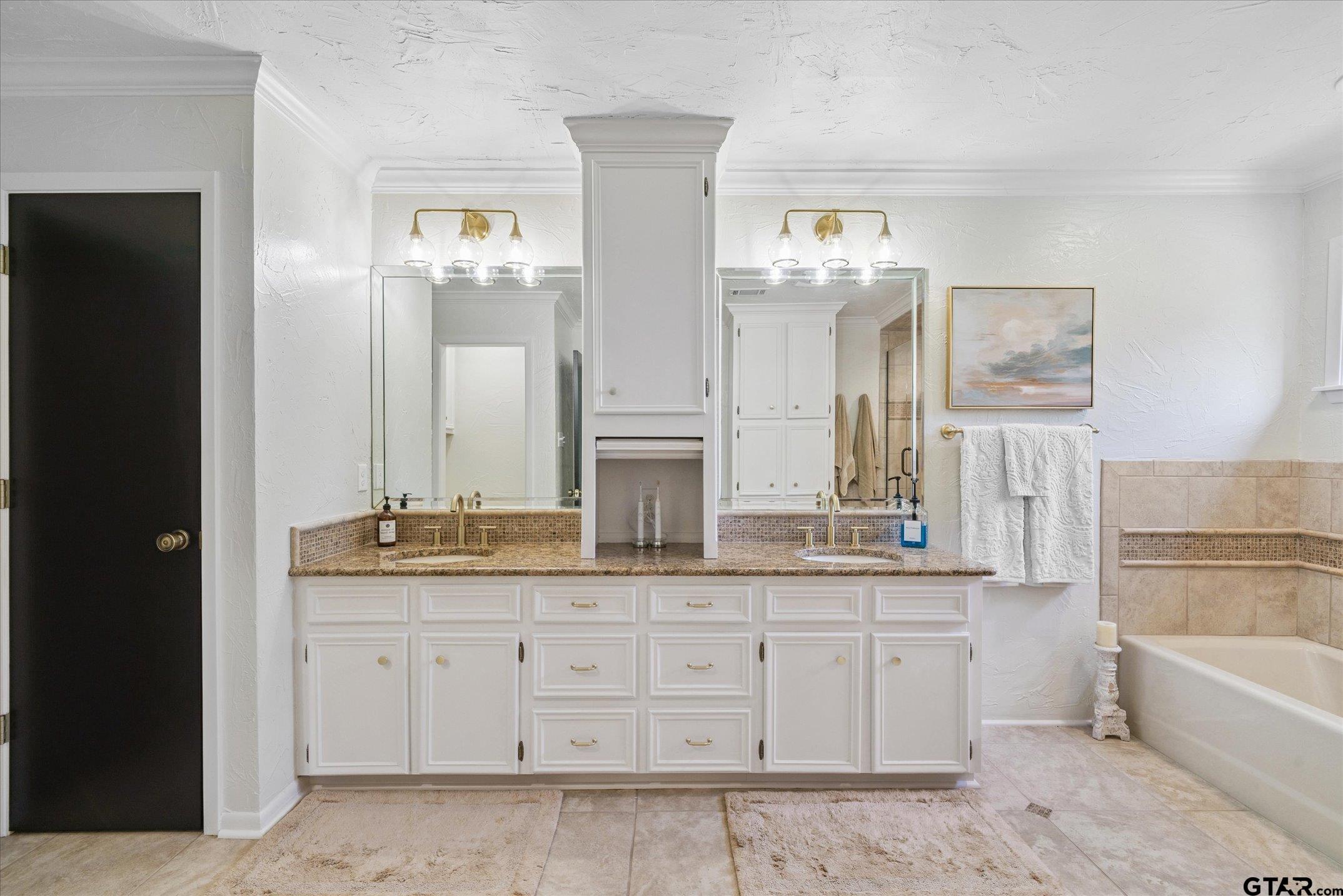 23220 Bay Side Circle