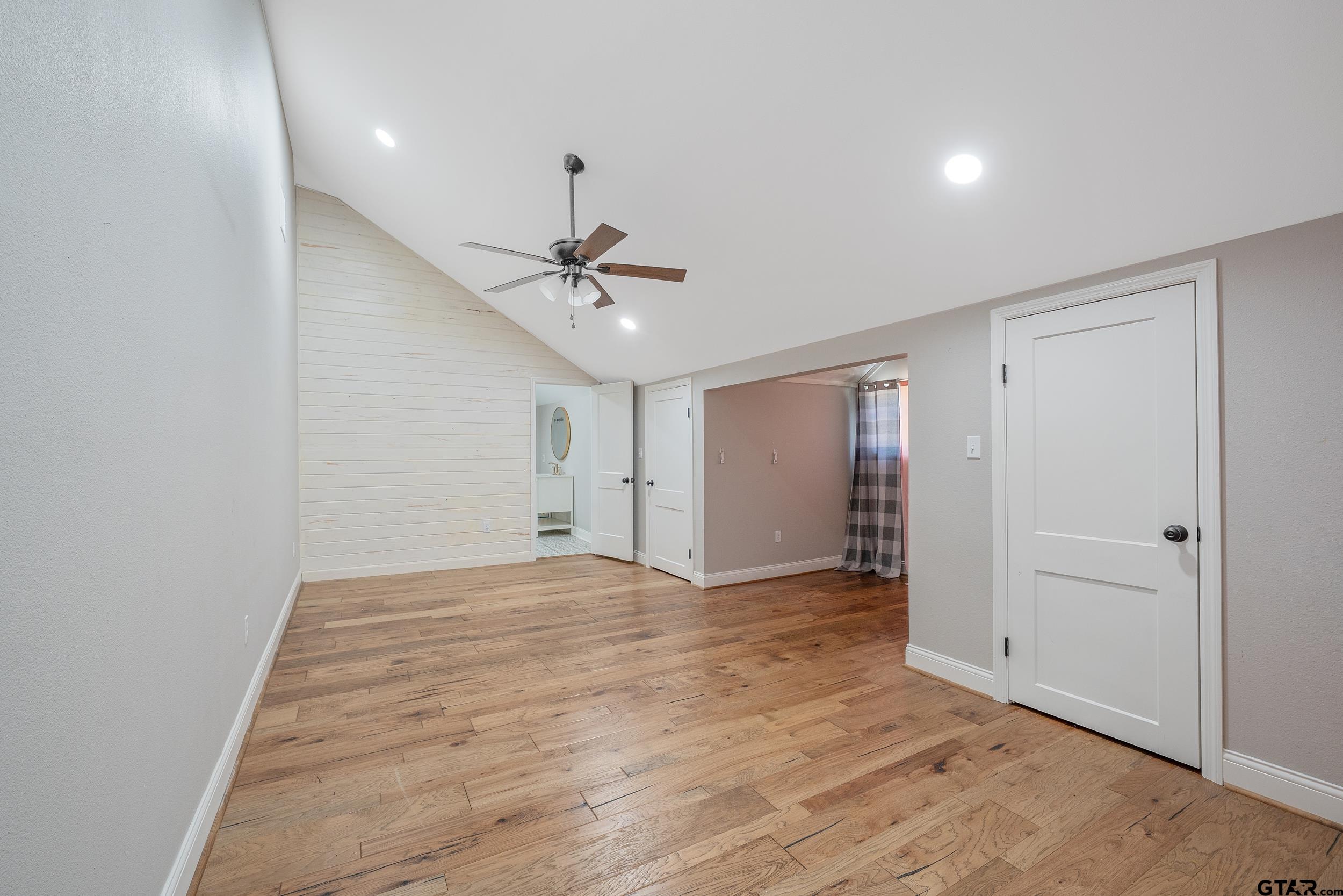 3481 N Loop 343