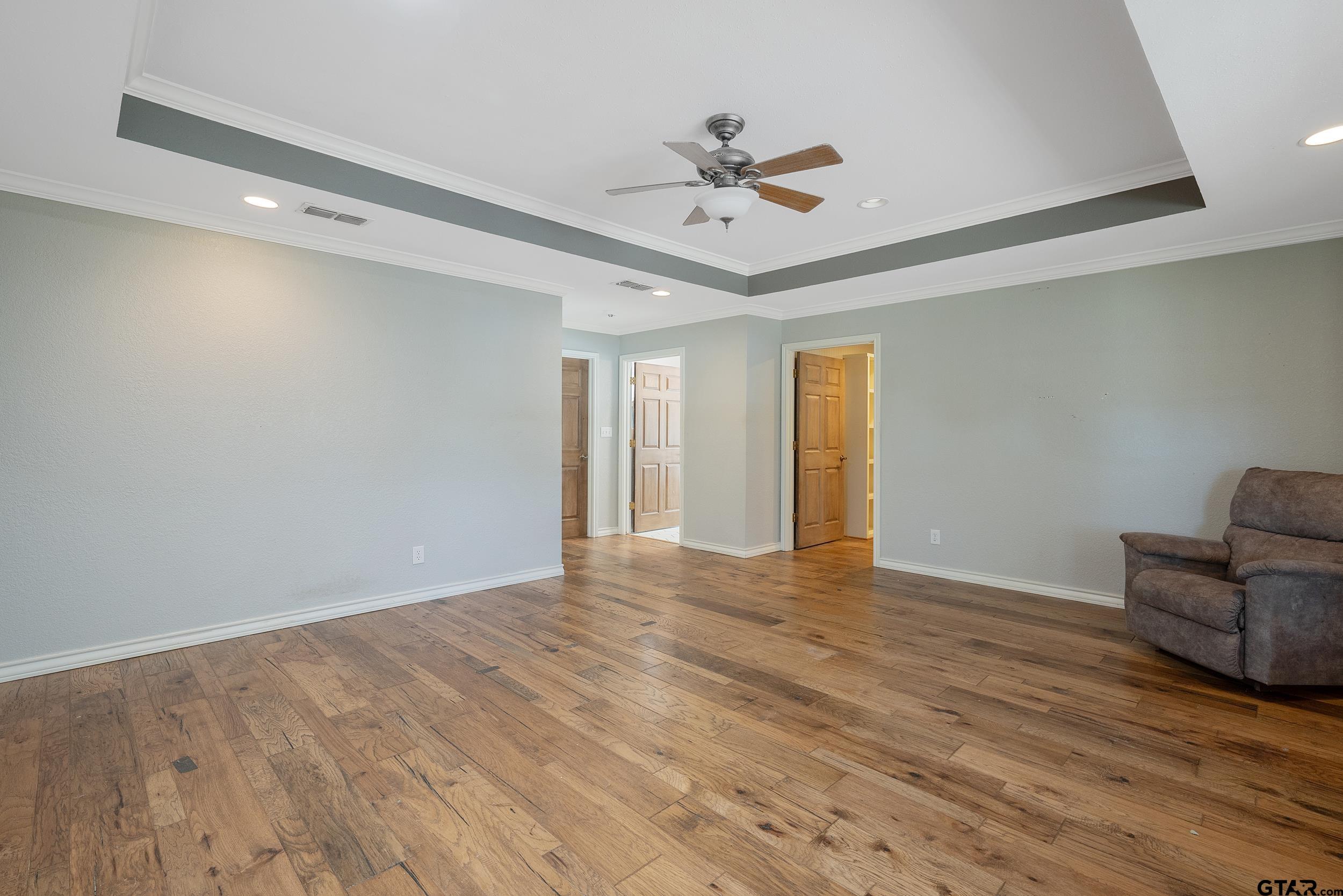 3481 N Loop 343