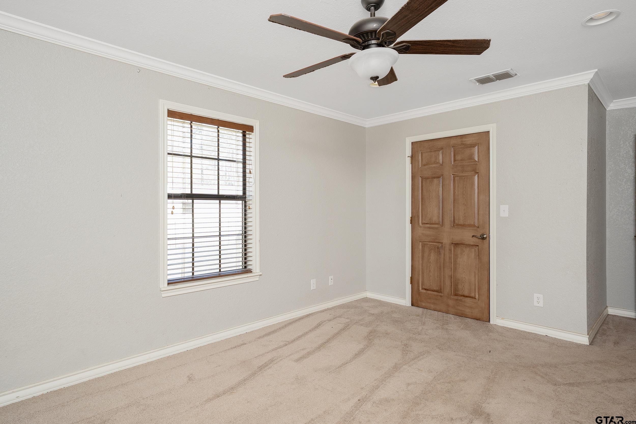 3481 N Loop 343