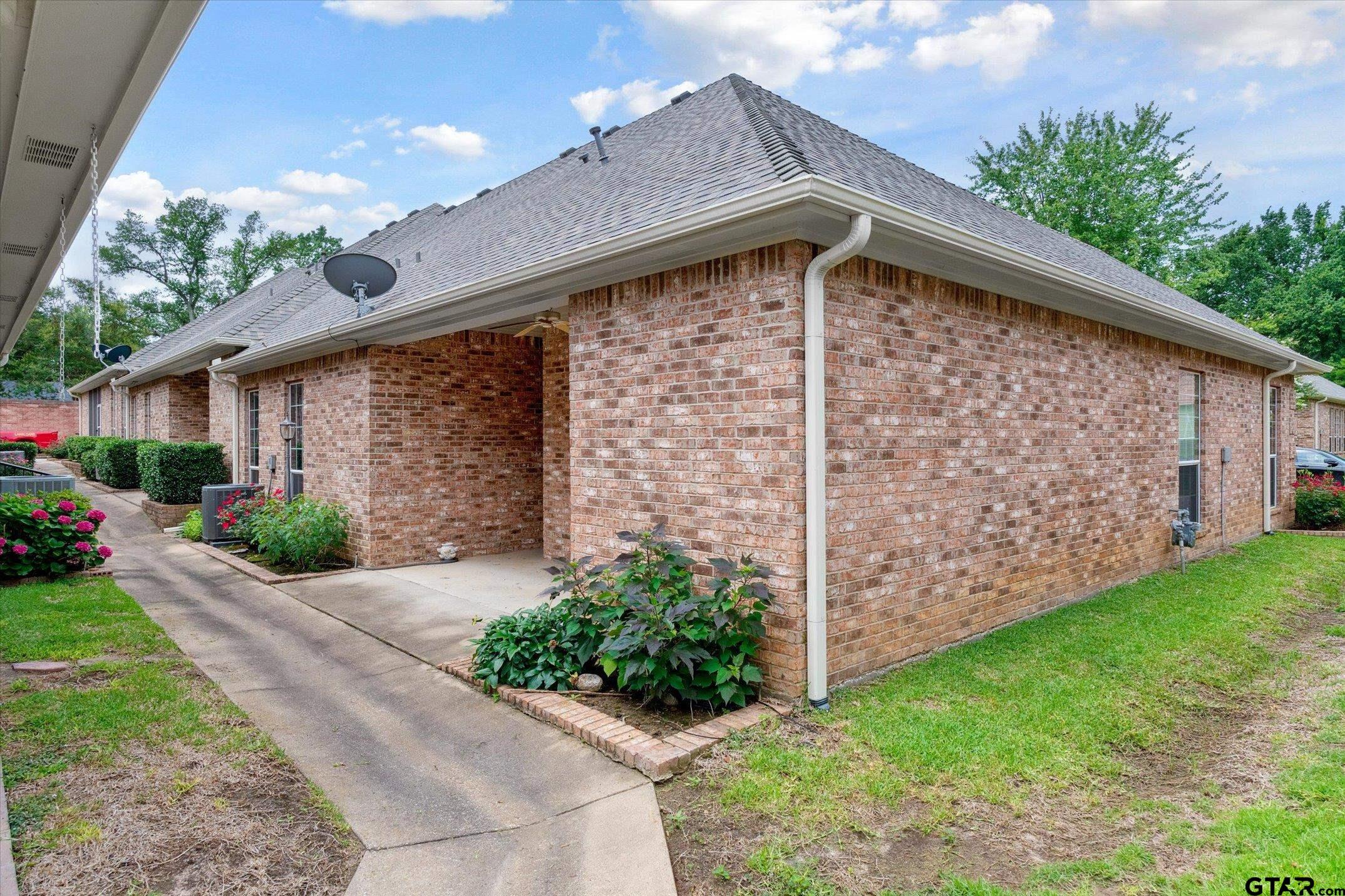 2426 Homestead Lane