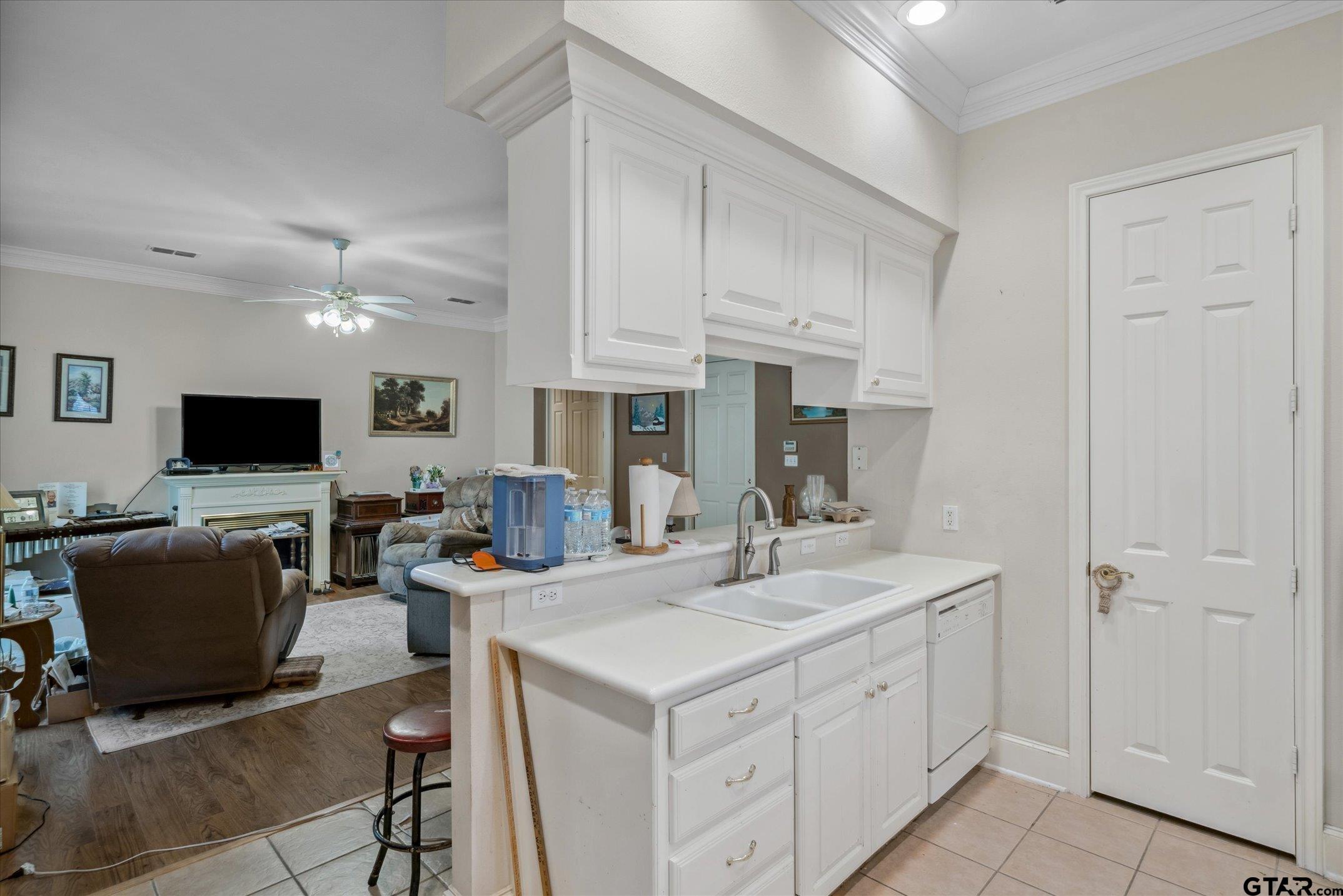 2426 Homestead Lane