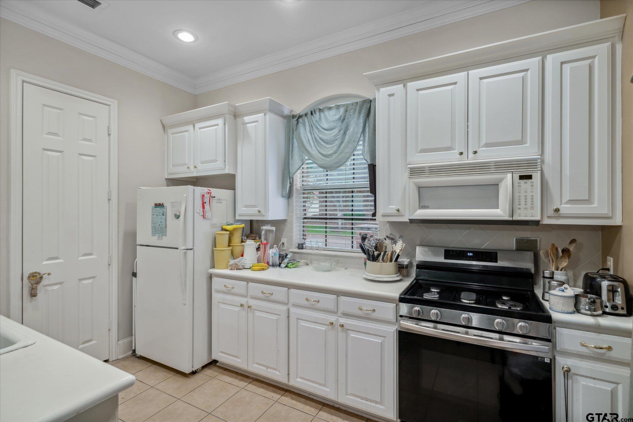2426 Homestead Lane