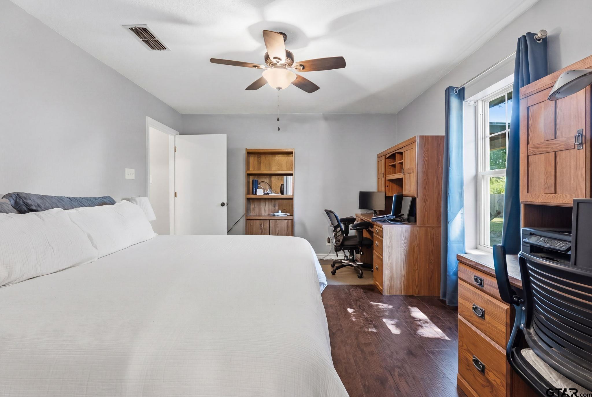 17621 Summer Place