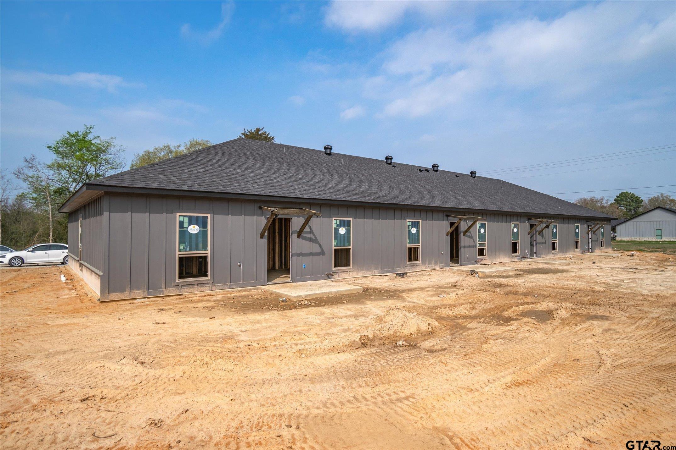 4073 County Road 152 W