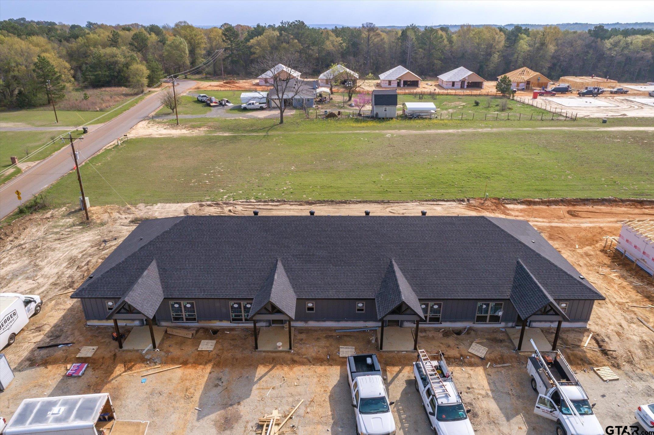 4073 County Road 152 W