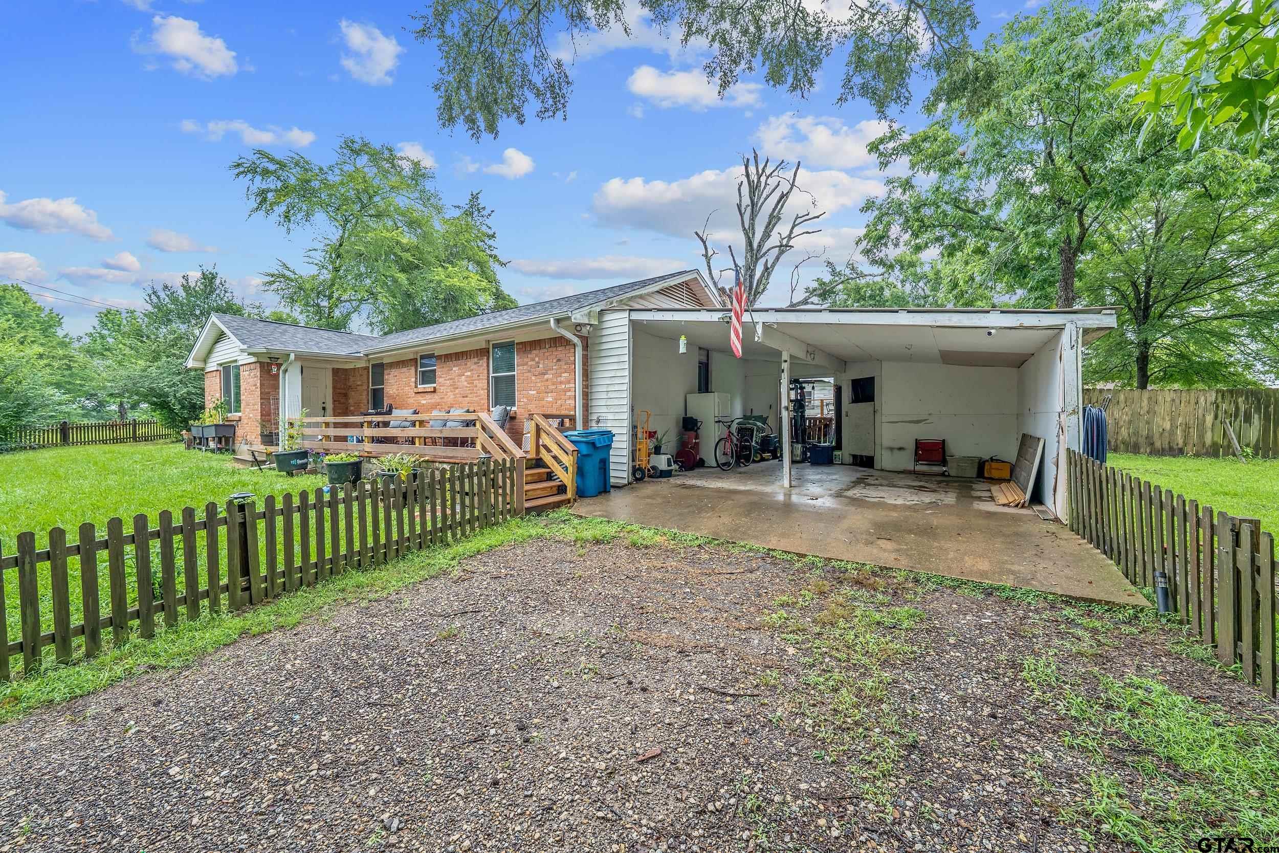 131 Ray St