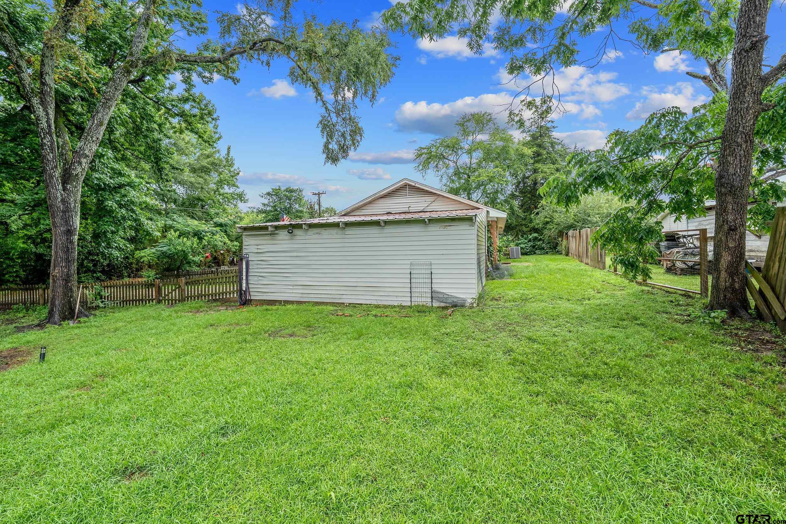 131 Ray St