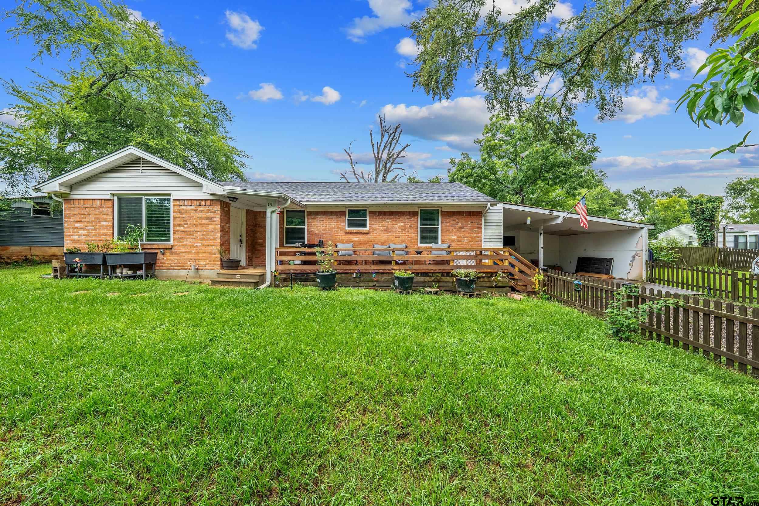 131 Ray St