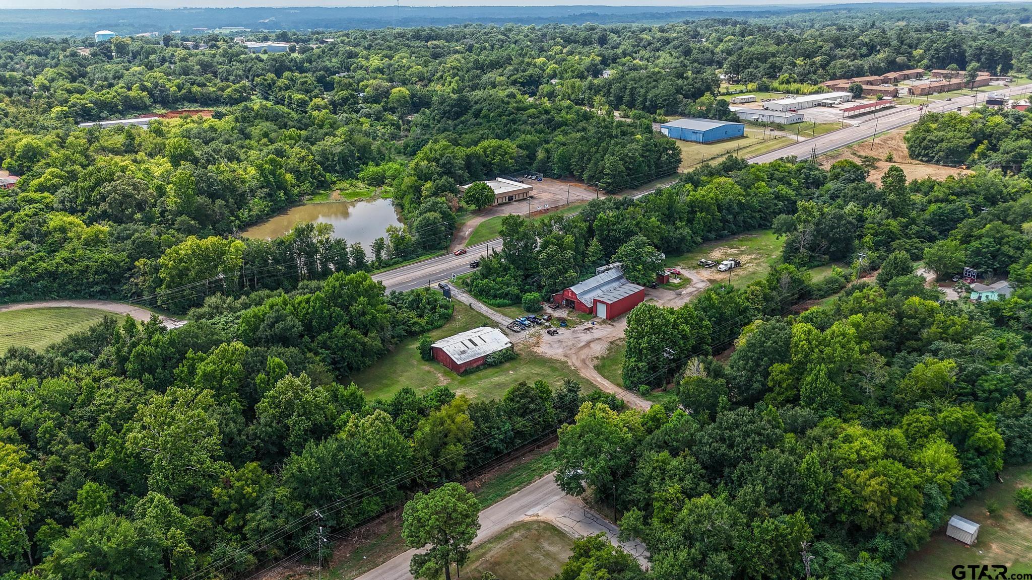946 US HWY 69