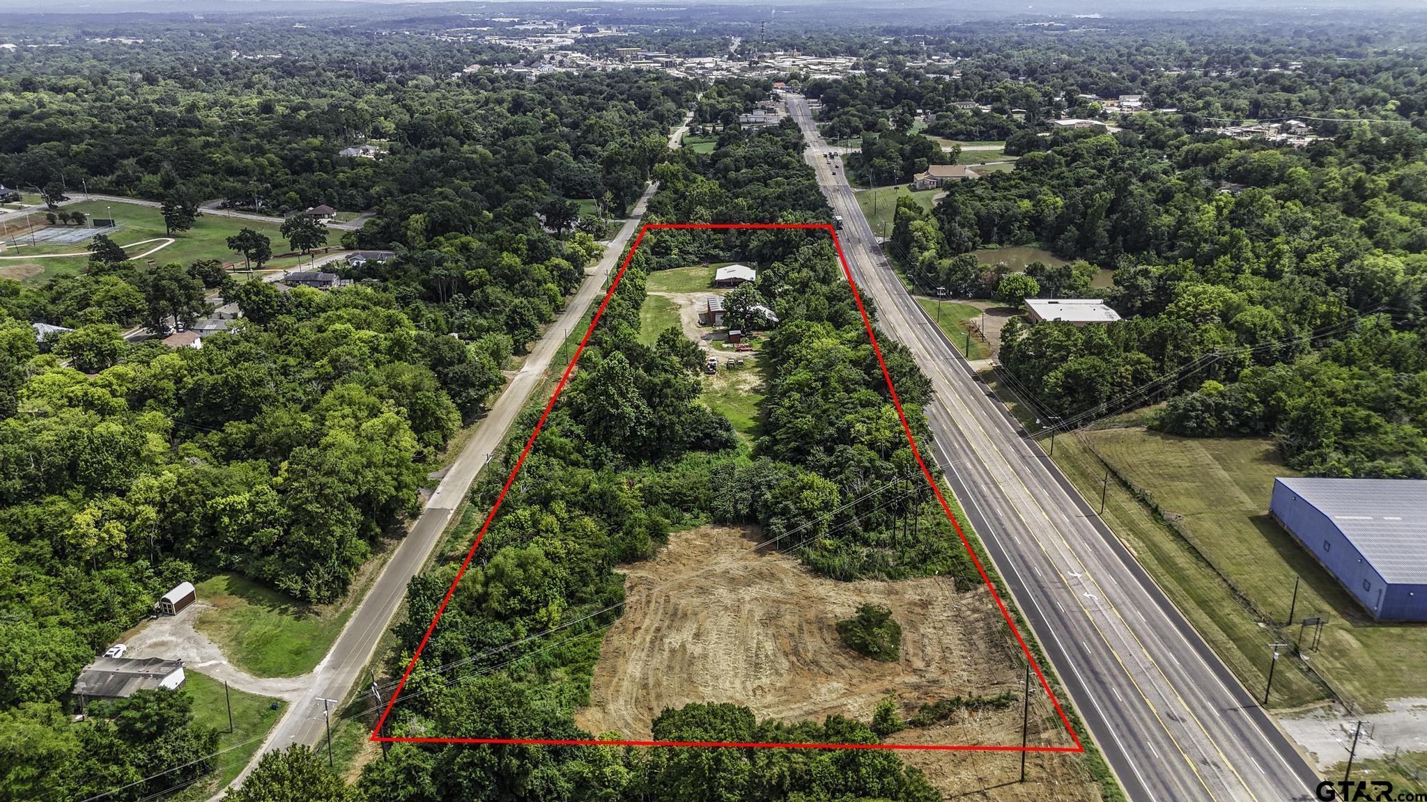 946 US HWY 69
