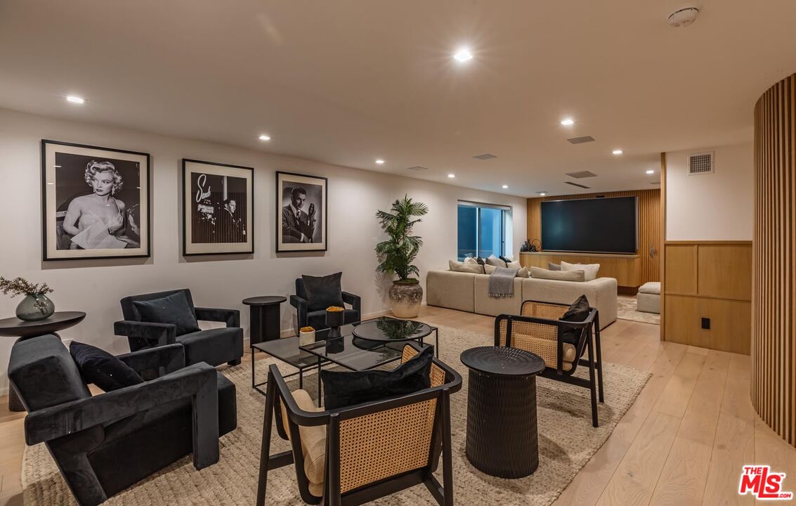 31220 Broad Beach Rd