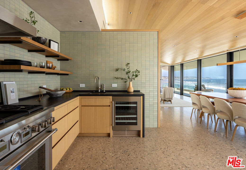 31388 Broad Beach Rd