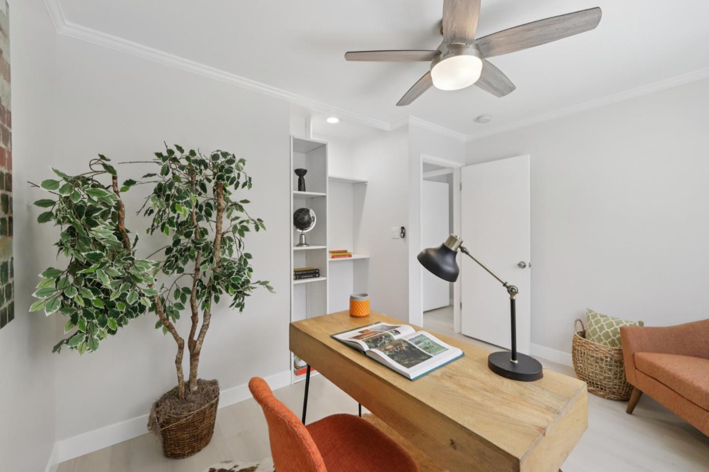 1684 Zinnia Lane