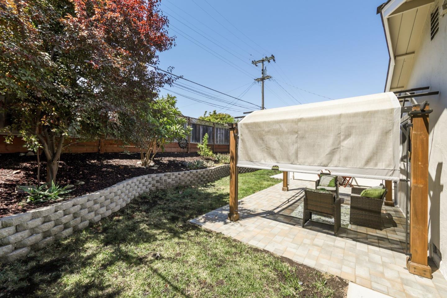 1684 Zinnia Lane