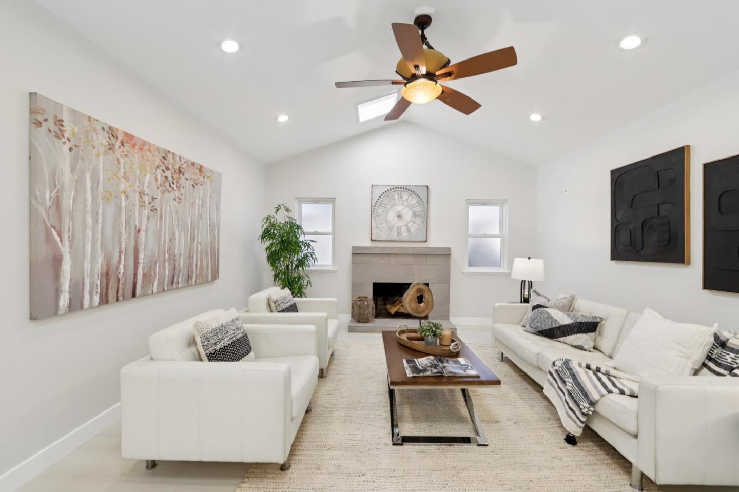 1684 Zinnia Lane