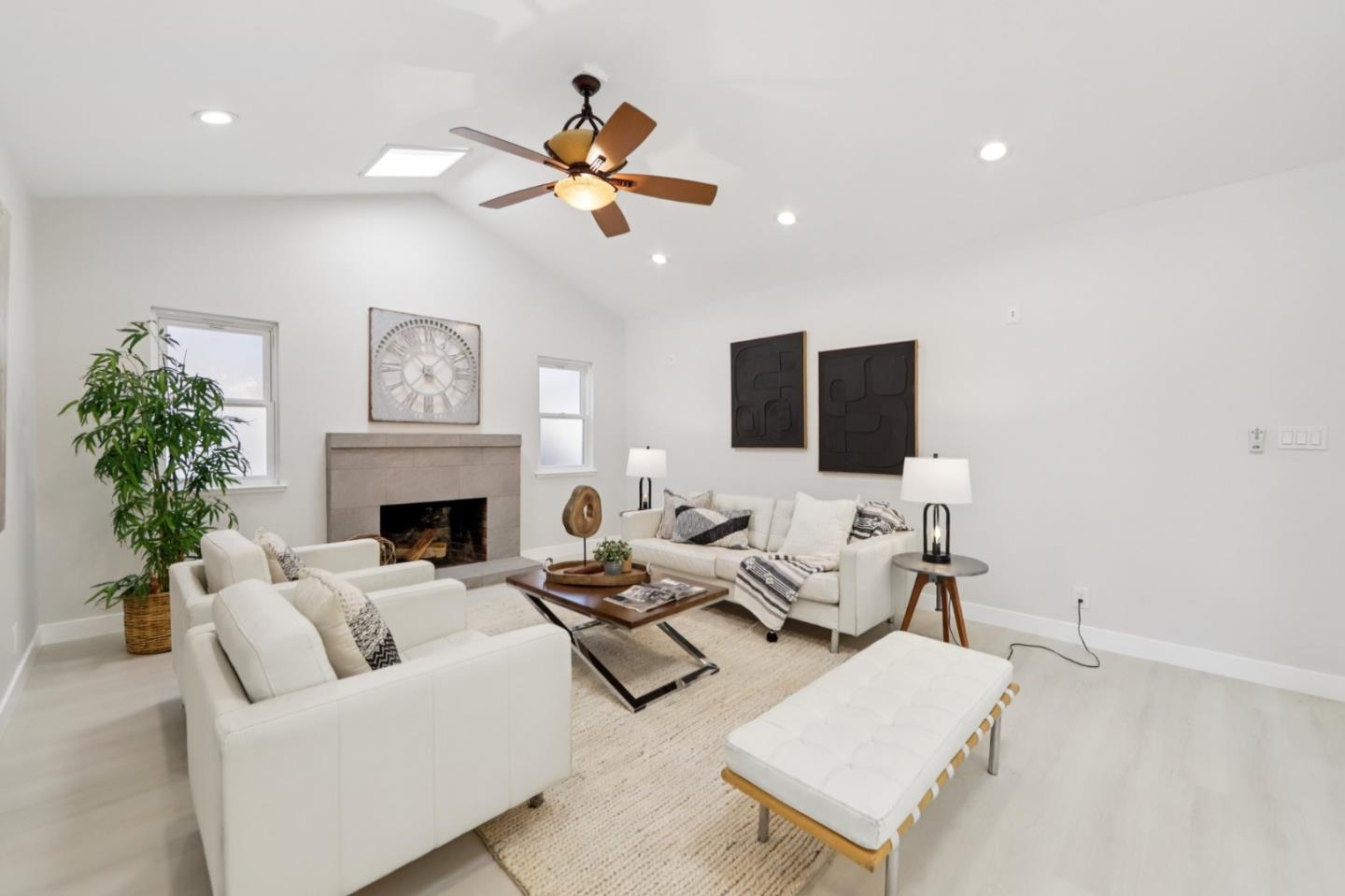 1684 Zinnia Lane