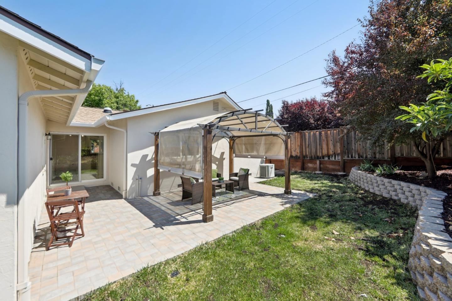 1684 Zinnia Lane