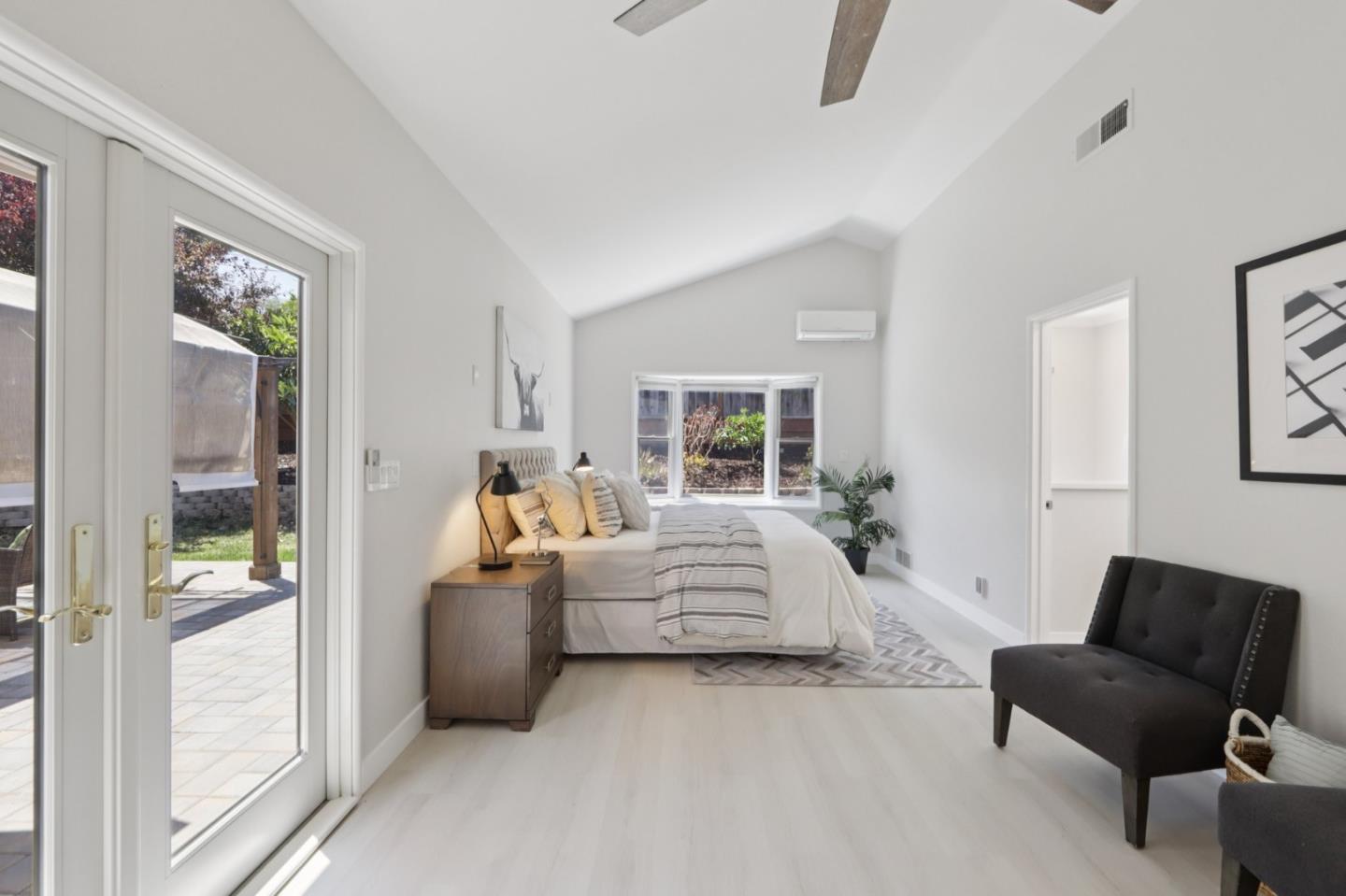 1684 Zinnia Lane