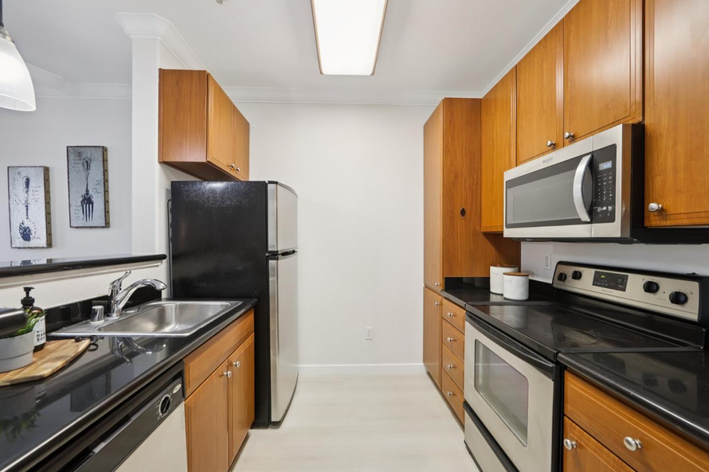 801 South Winchester Boulevard 1118