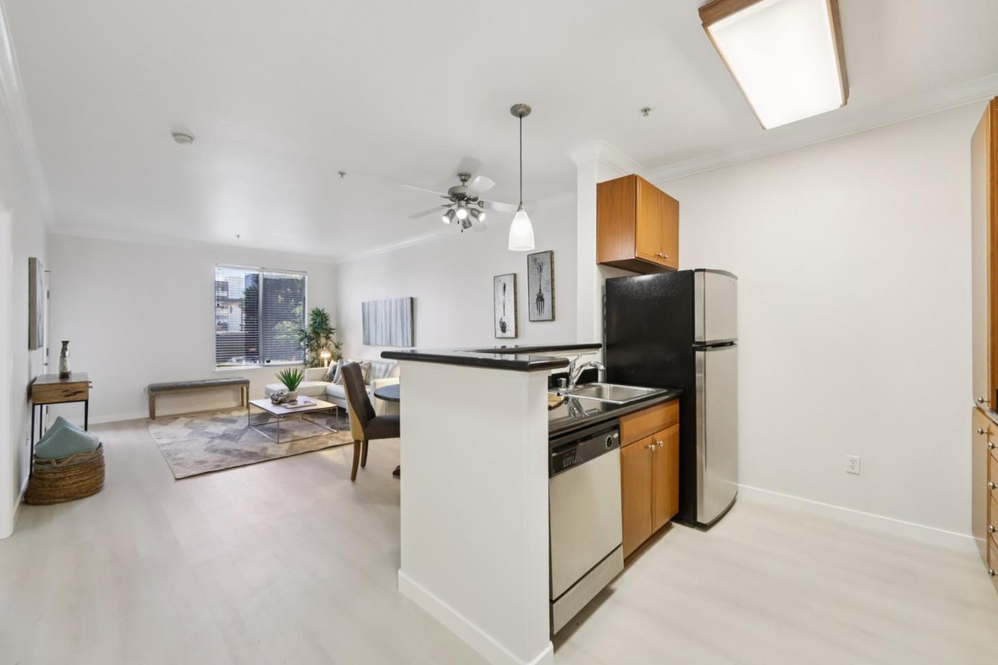 801 South Winchester Boulevard 1118