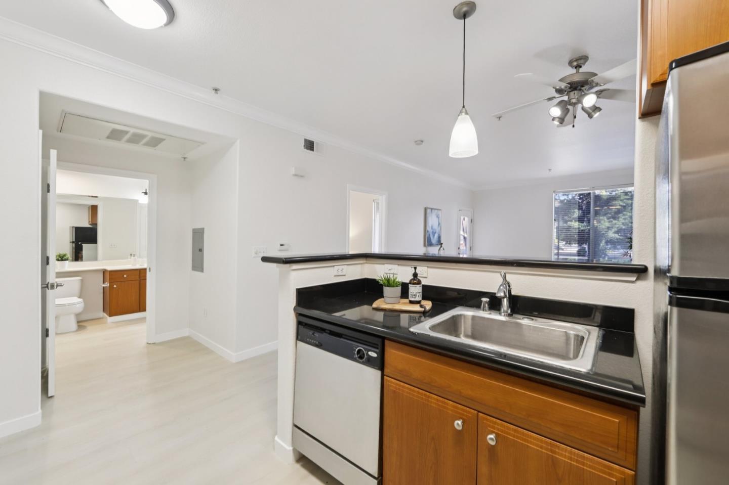 801 South Winchester Boulevard 1118