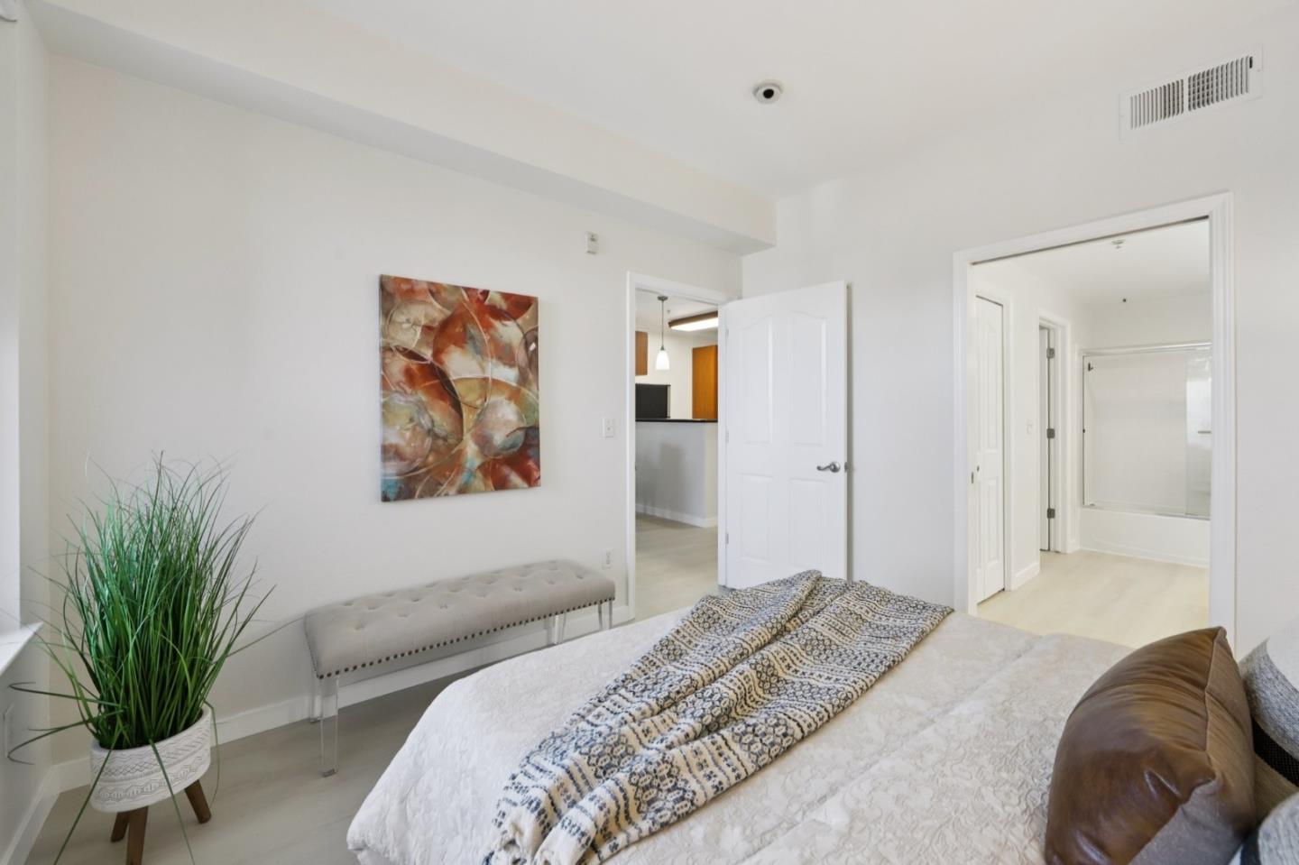 801 South Winchester Boulevard 1118
