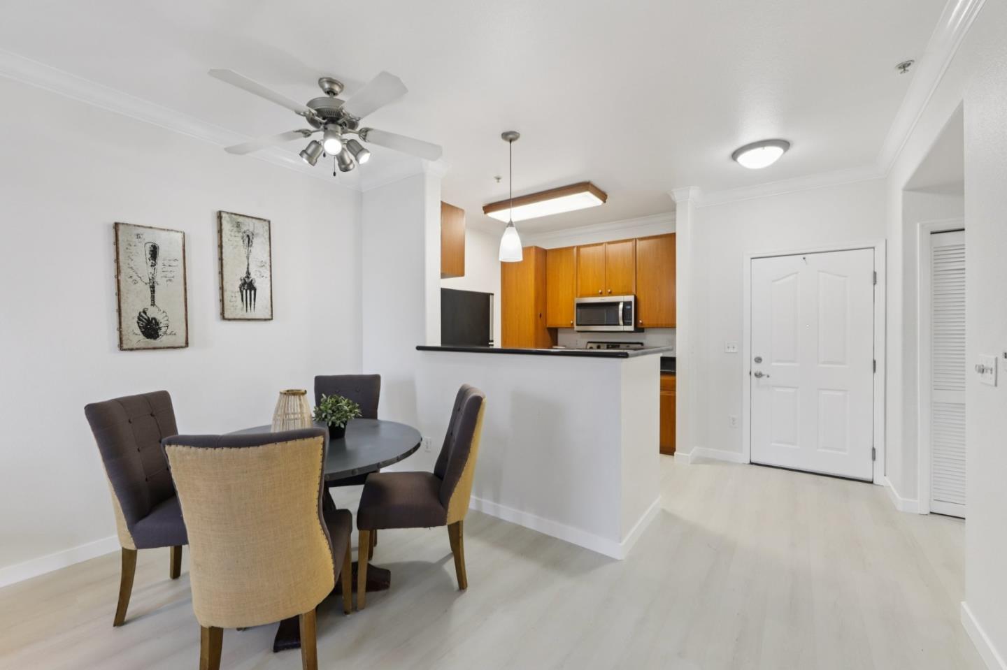 801 South Winchester Boulevard 1118