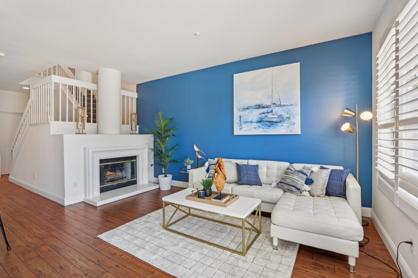 595 Shoal Circle