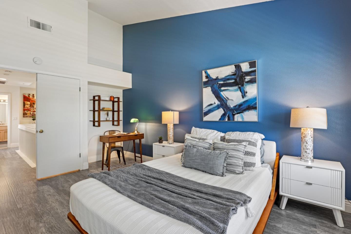 595 Shoal Circle