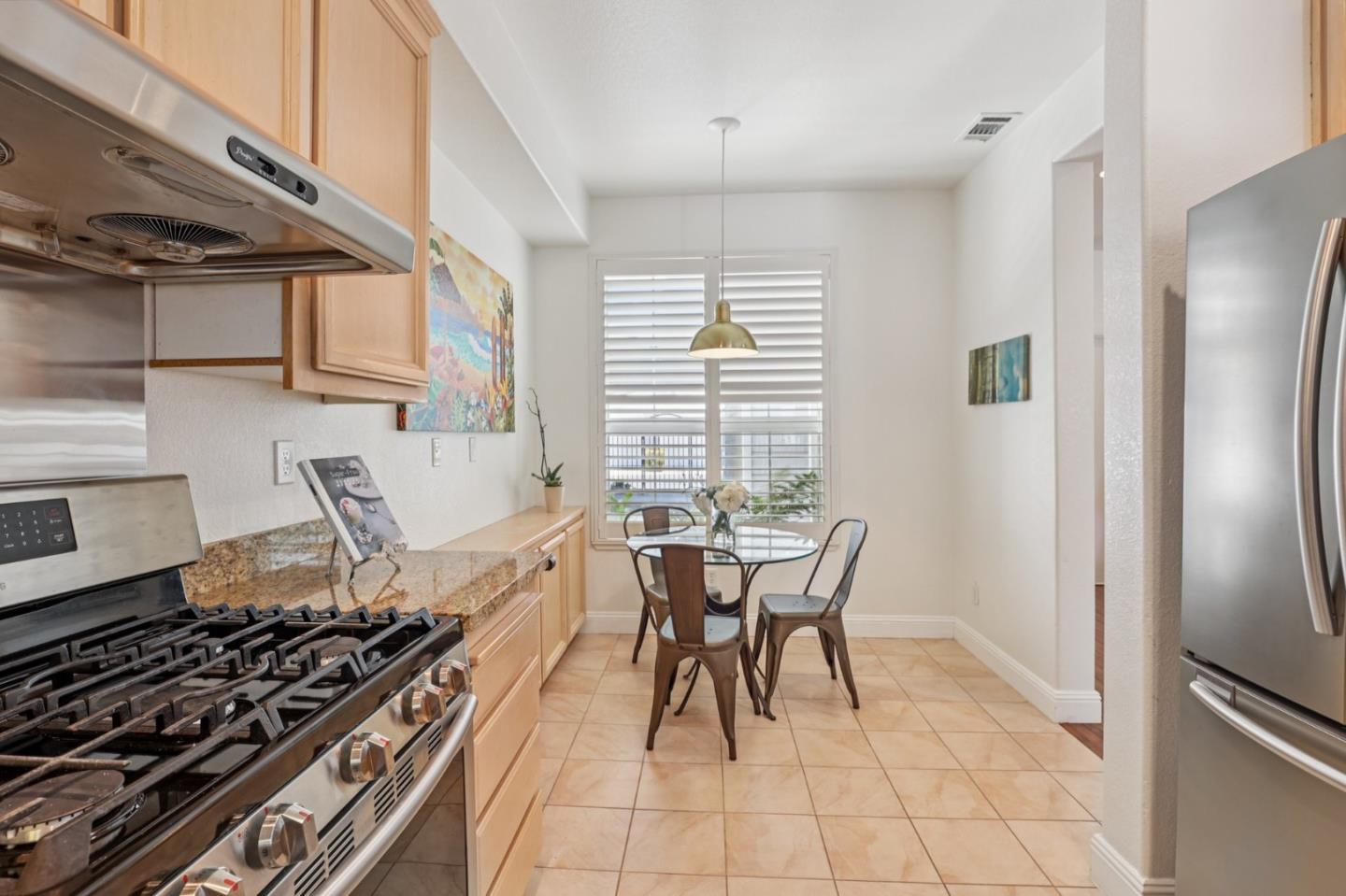 595 Shoal Circle