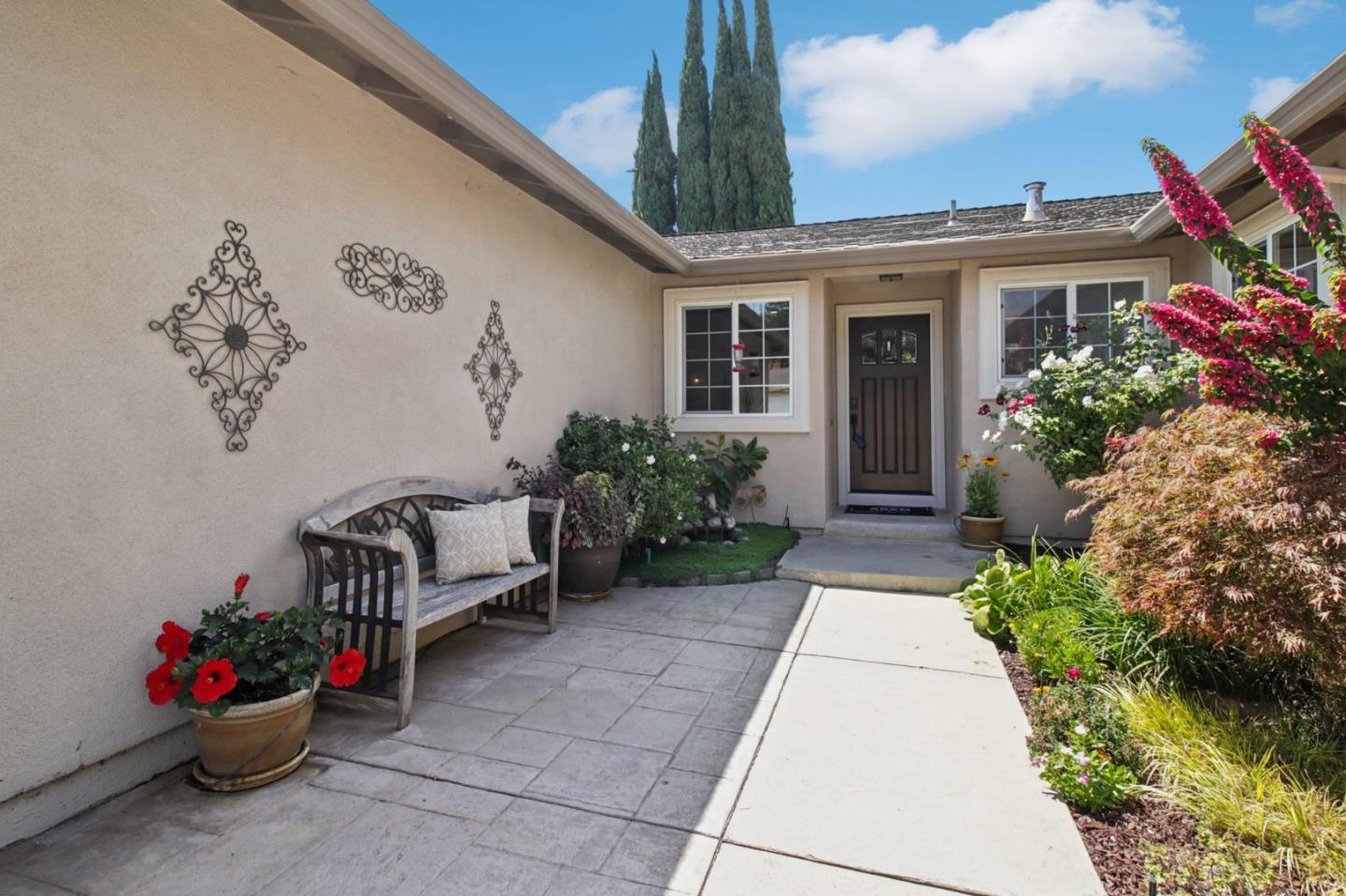 3179 Linkfield Way