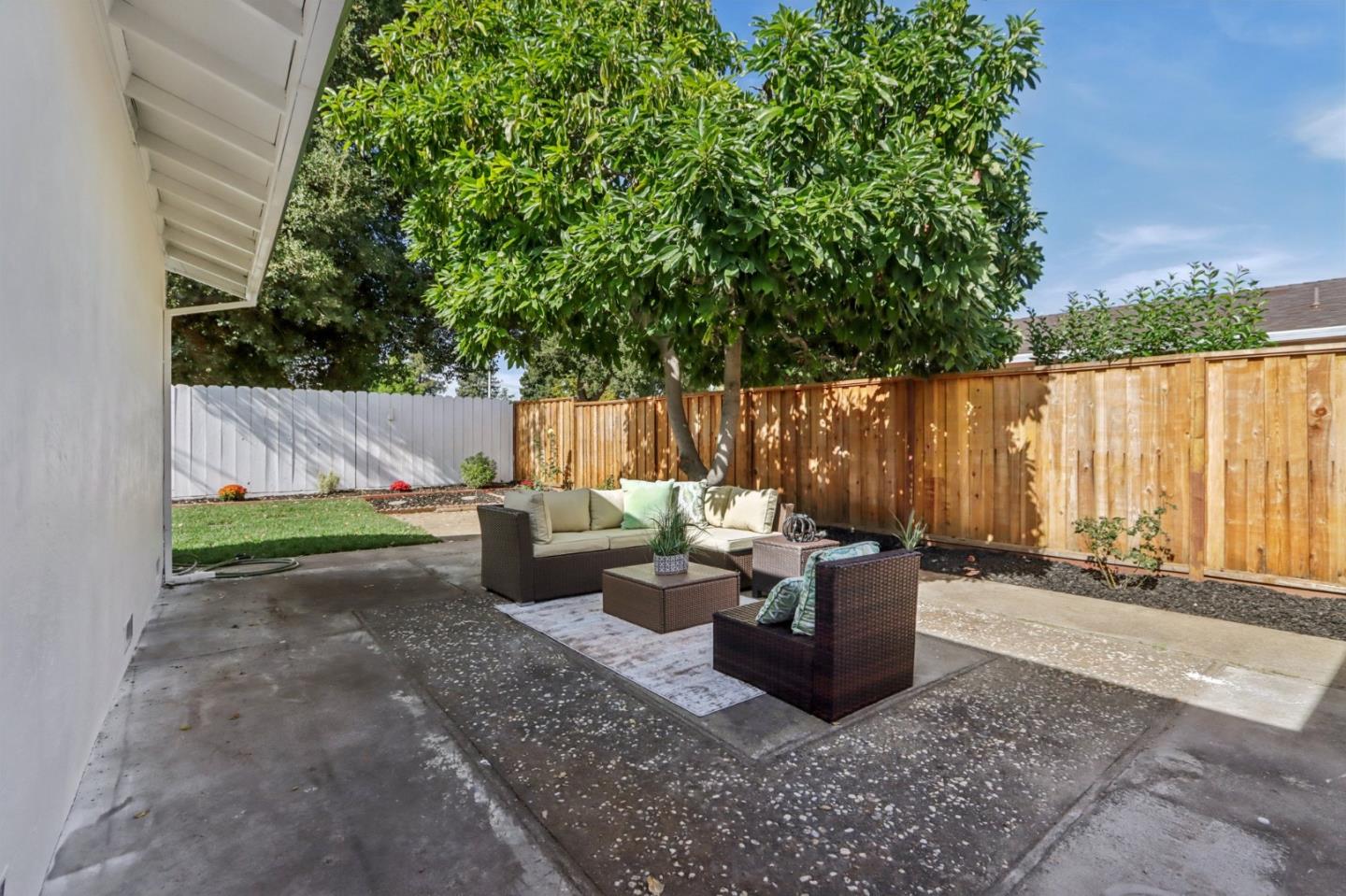 33359 University Drive