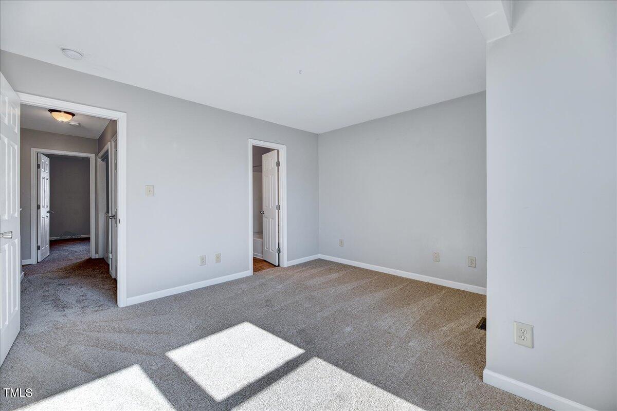 4472 Roller Court