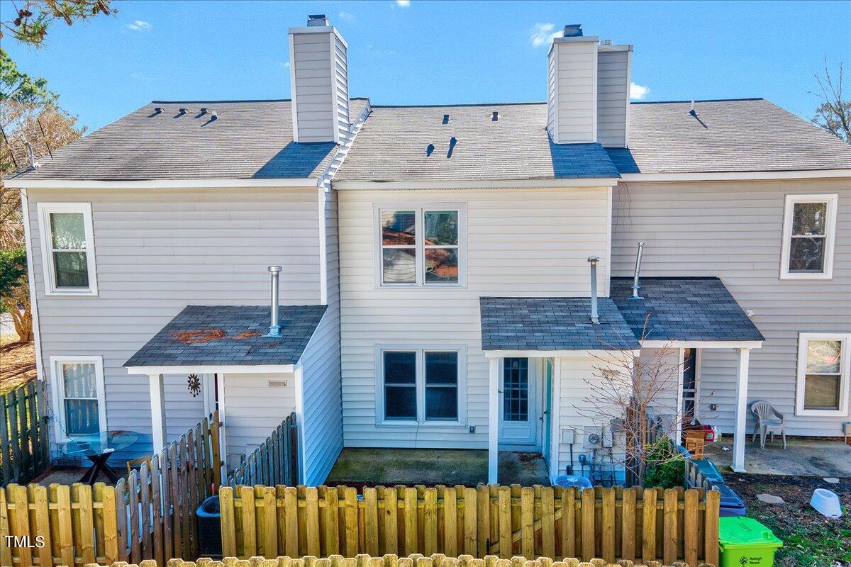 4472 Roller Court
