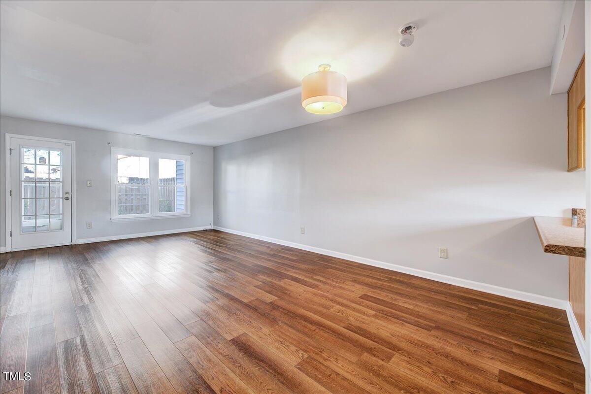 4472 Roller Court