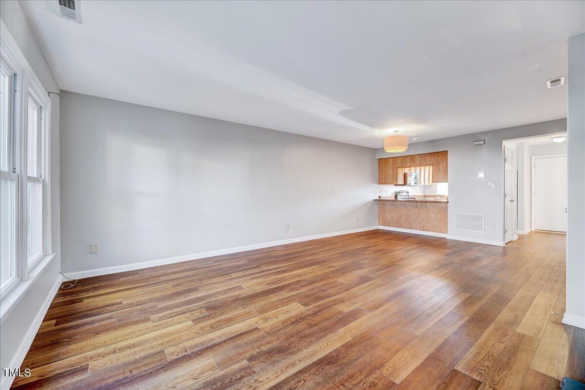 4472 Roller Court