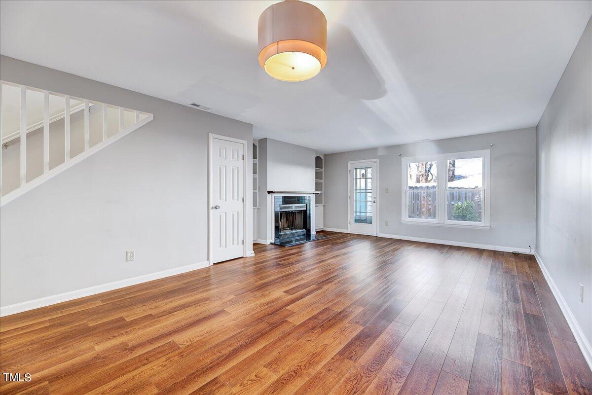 4472 Roller Court