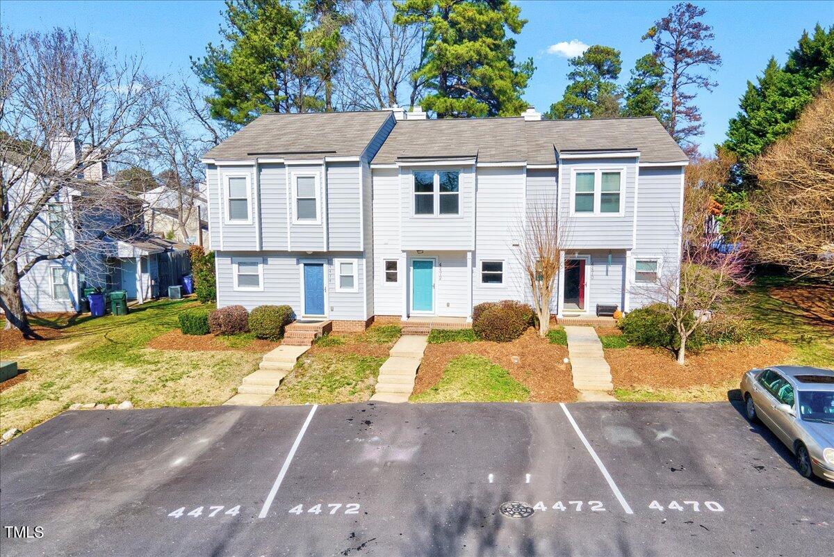 4472 Roller Court