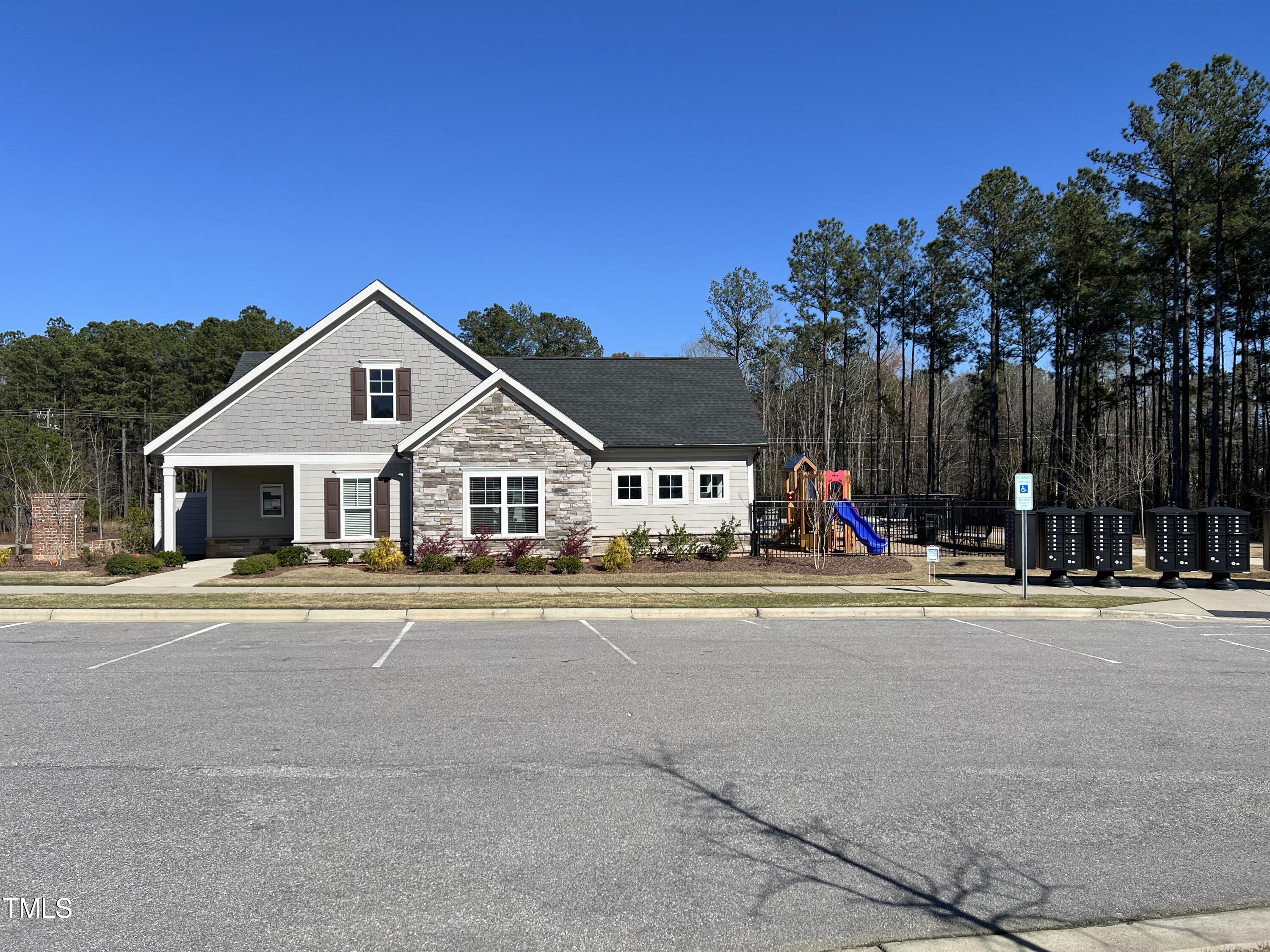 2424 Heathland Farm Drive