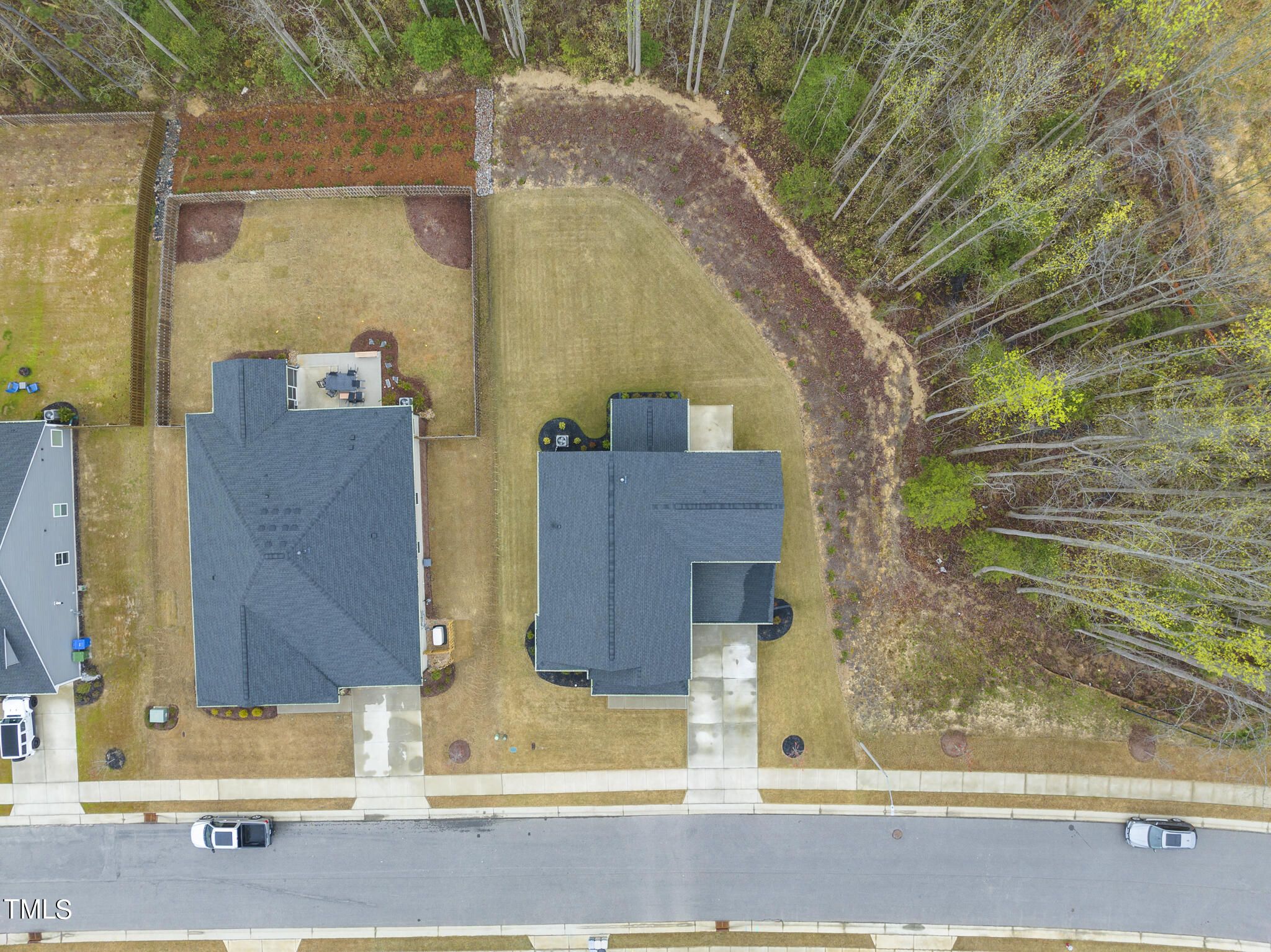 2424 Heathland Farm Drive