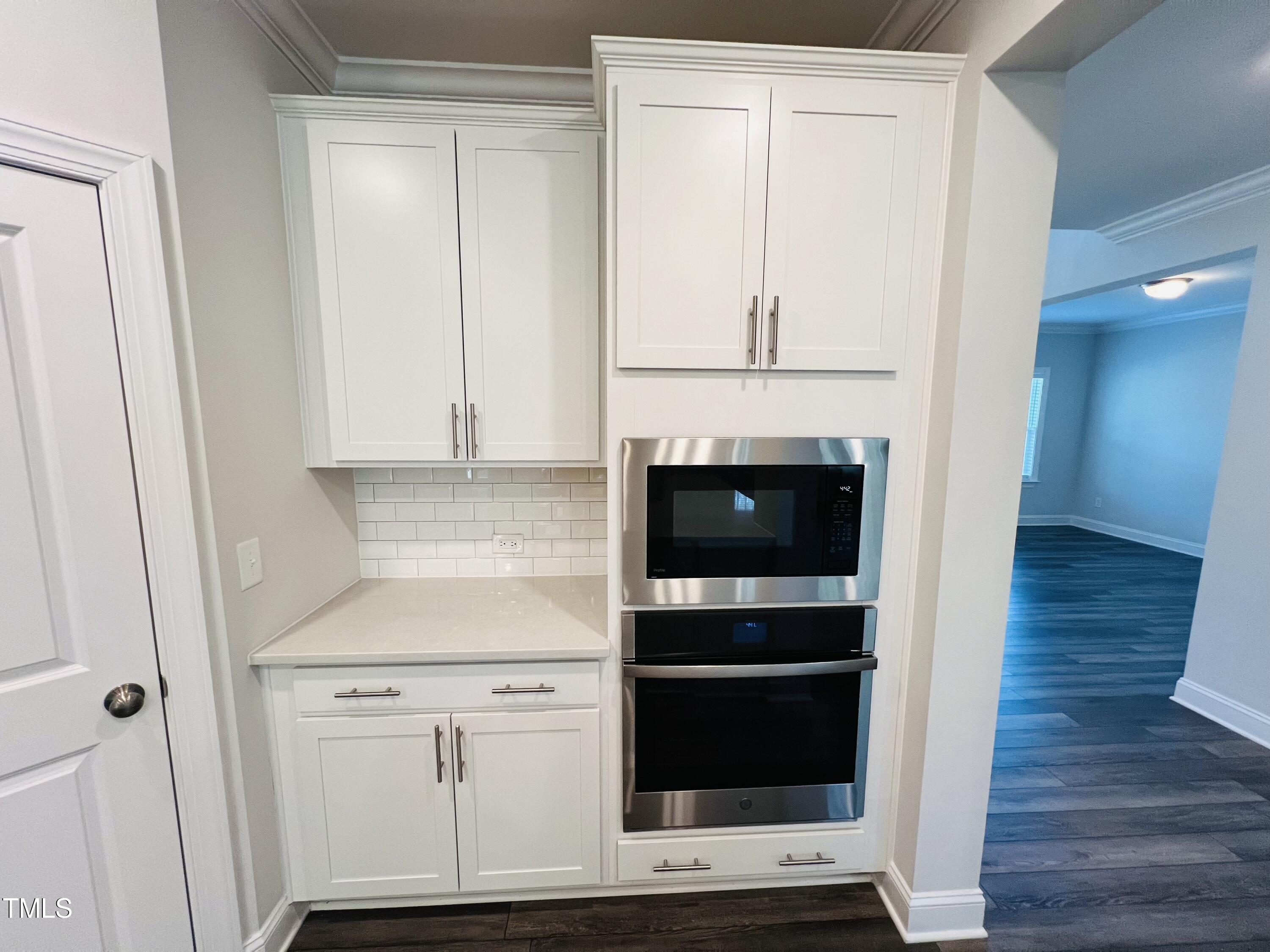 2424 Heathland Farm Drive